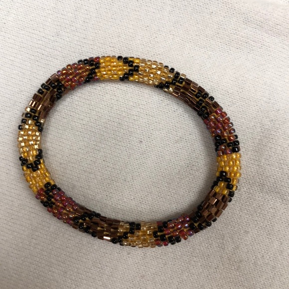 Bracelets - Picture 2 of 5